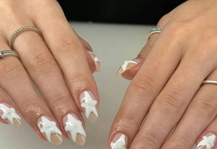 white winter nails 014 381841a8a5