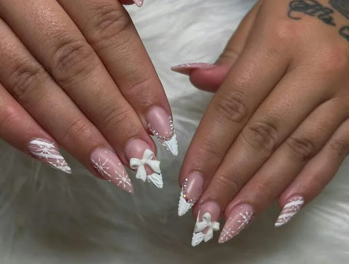 white winter nails 016 679d3d8bce