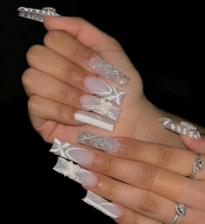 white winter nails 031 131c96b2ae