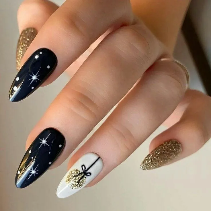 winter almond nails 009 bc9fd88373