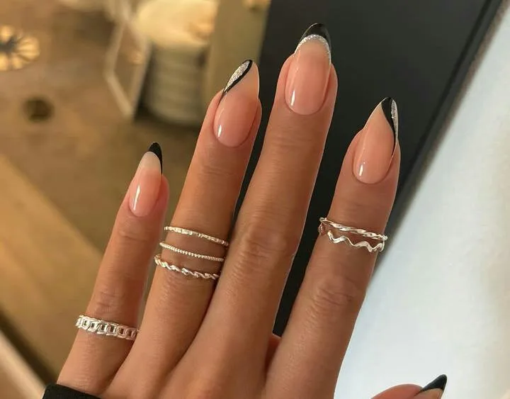 winter almond nails 035 3d6a7d98f8