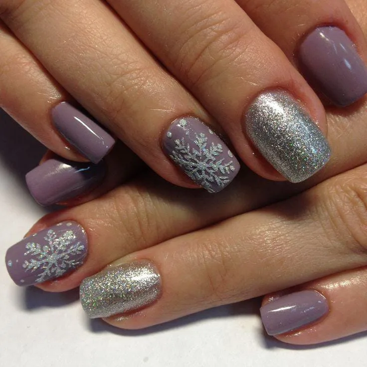 winter holiday nails 042 91991c3ea5